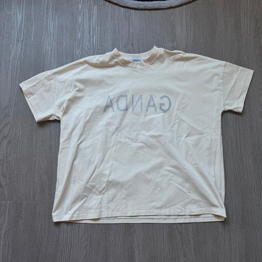 GANDA BACKWORDS - T-SHIRT