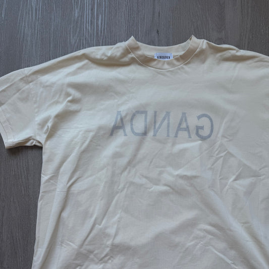 GANDA BACKWORDS - T-SHIRT