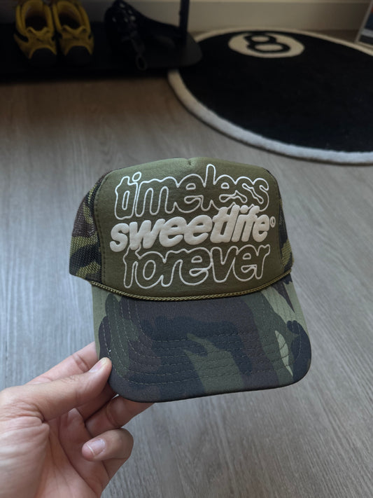TMLSS FRVR CAMO TRUCKER